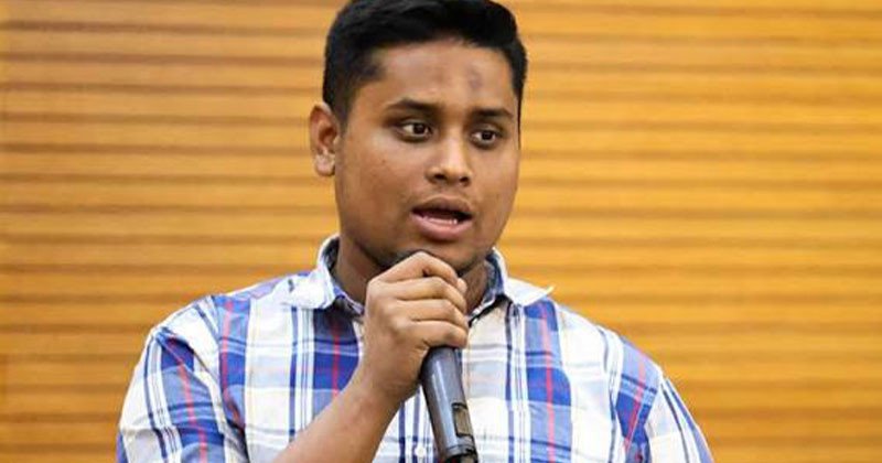 'ইনকিলাব জিন্দাবাদ': হাসনাতের ২ শব্দের স্ট্যাটাসে উত্তাল ফেসবুক