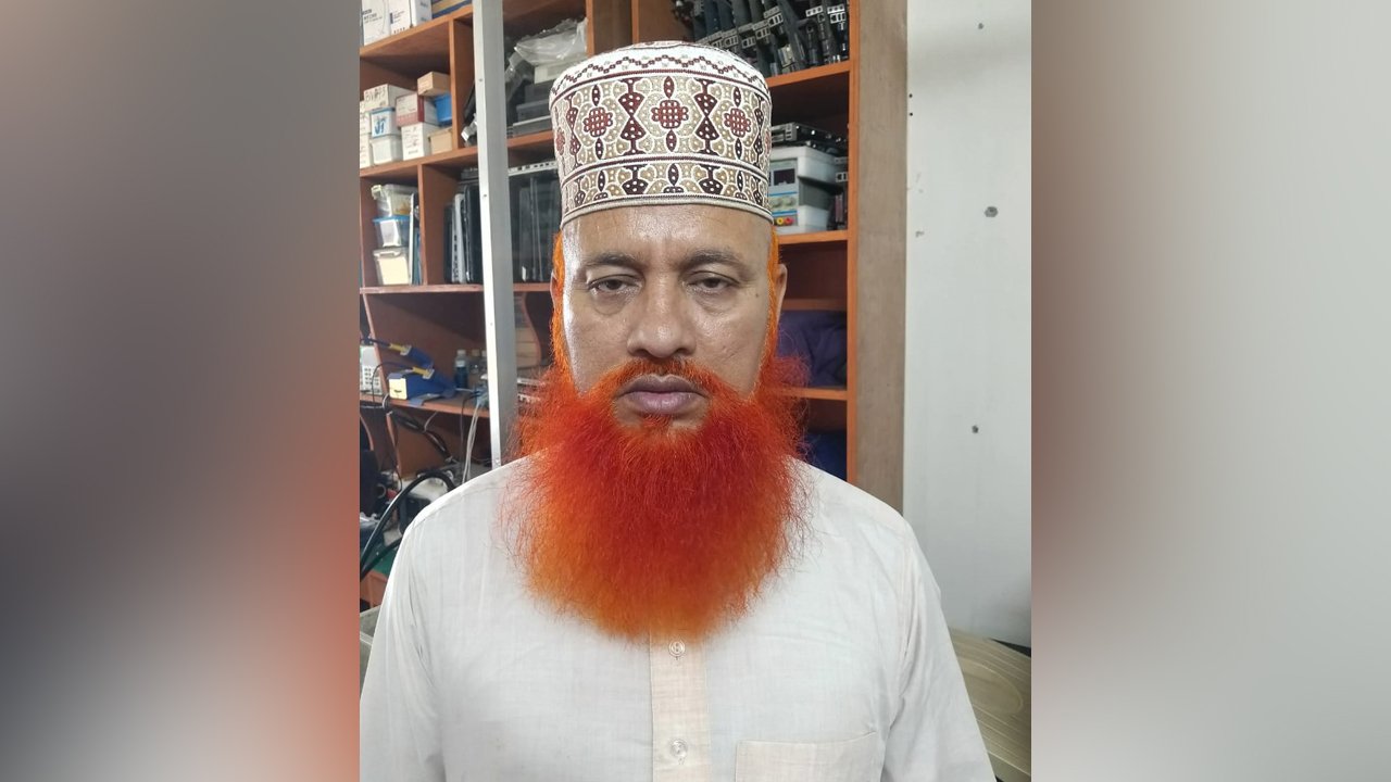 কুমিল্লায় ২ লাখ টাকাসহ জামায়াত নেতা আটক