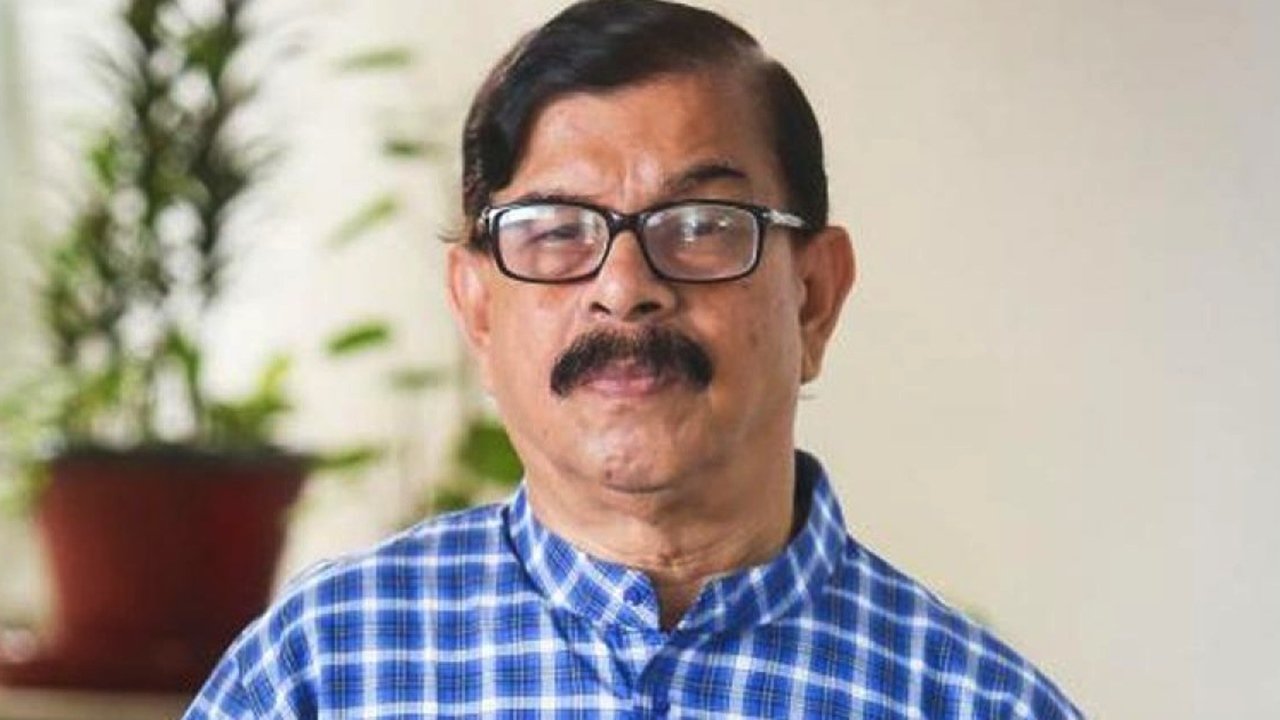 ভোটের ৩ দিন আগে ঢাকা-১৮ আসন থেকে সরে দাঁড়ালেন মান্না