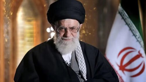 ৩৭ বছরের শাসন ও বর্ণাঢ্য রাজনৈতিক জীবনের শেষে বিদায় নিলেন খামেনি